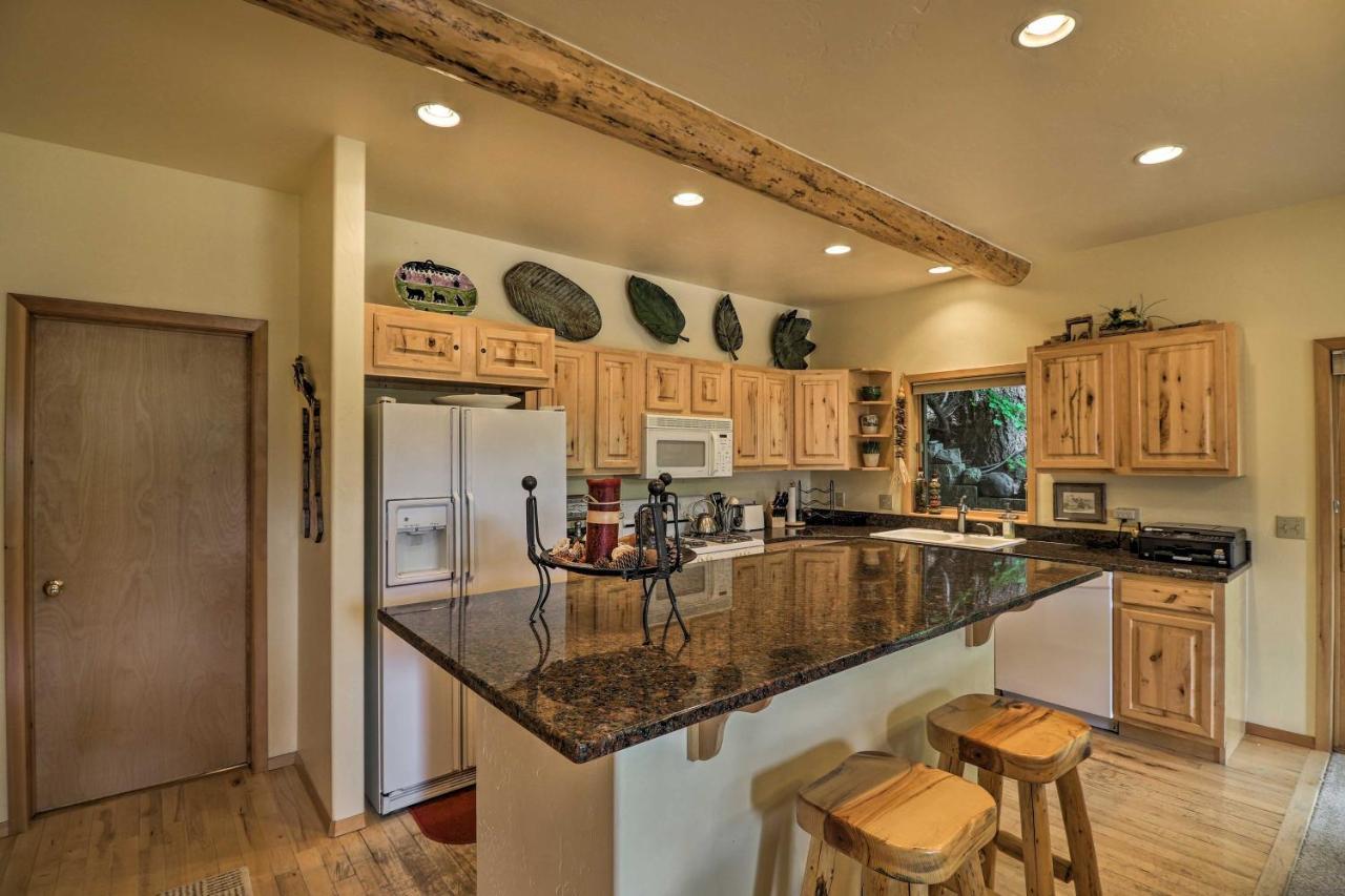 Rustic Home On Whitefish Mountain, Near Ski Run! 외부 사진